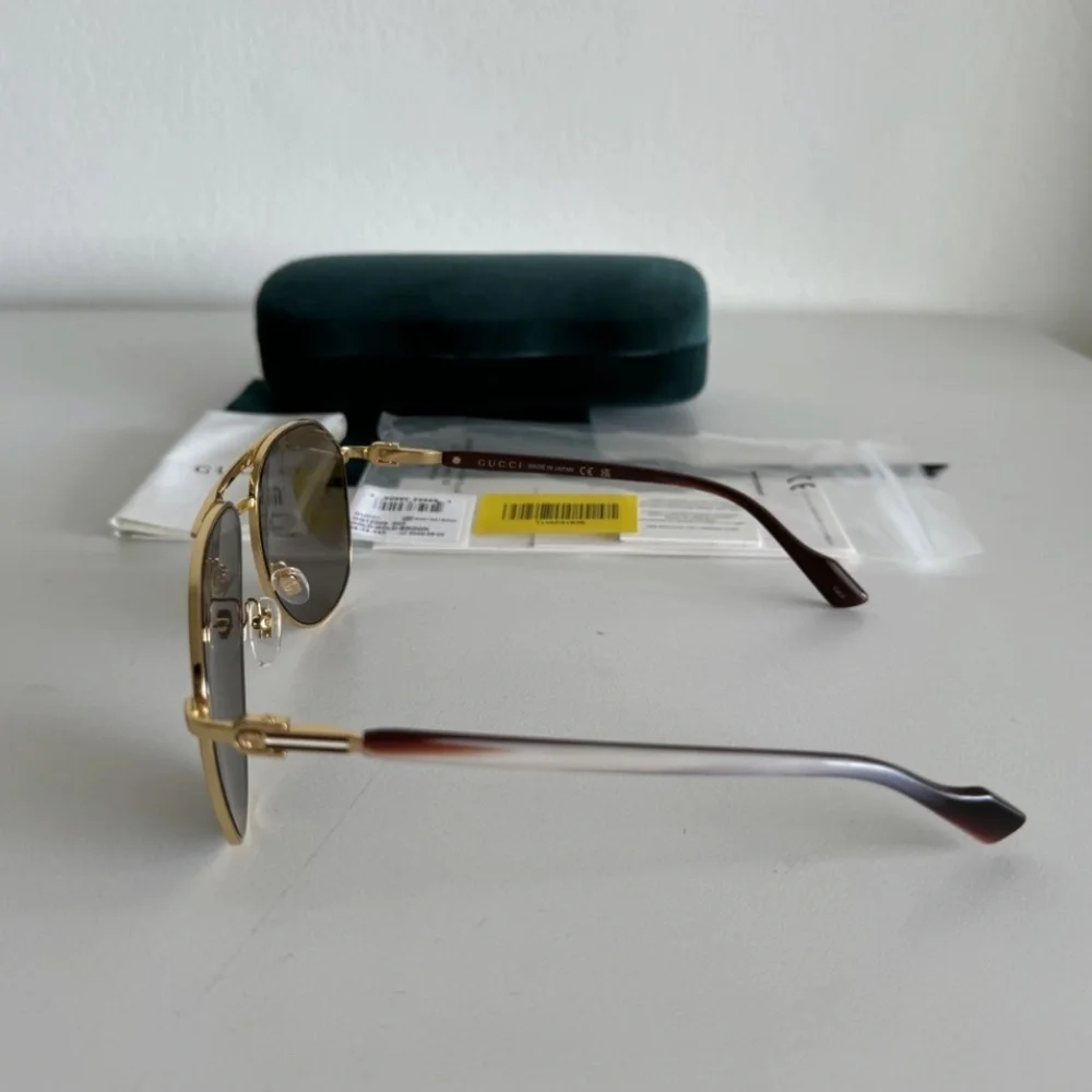NWT Gucci GG1220S-002 Gold Aviator 59mm Sunglasses